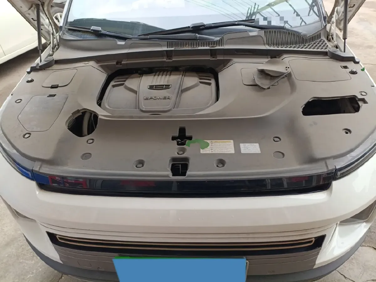 2020 Geely ICON 1.5T 177HP L3 7DCT,autocango,china used car exporter,china ev exporter,chinese used car exporter,chinese used ev exporter