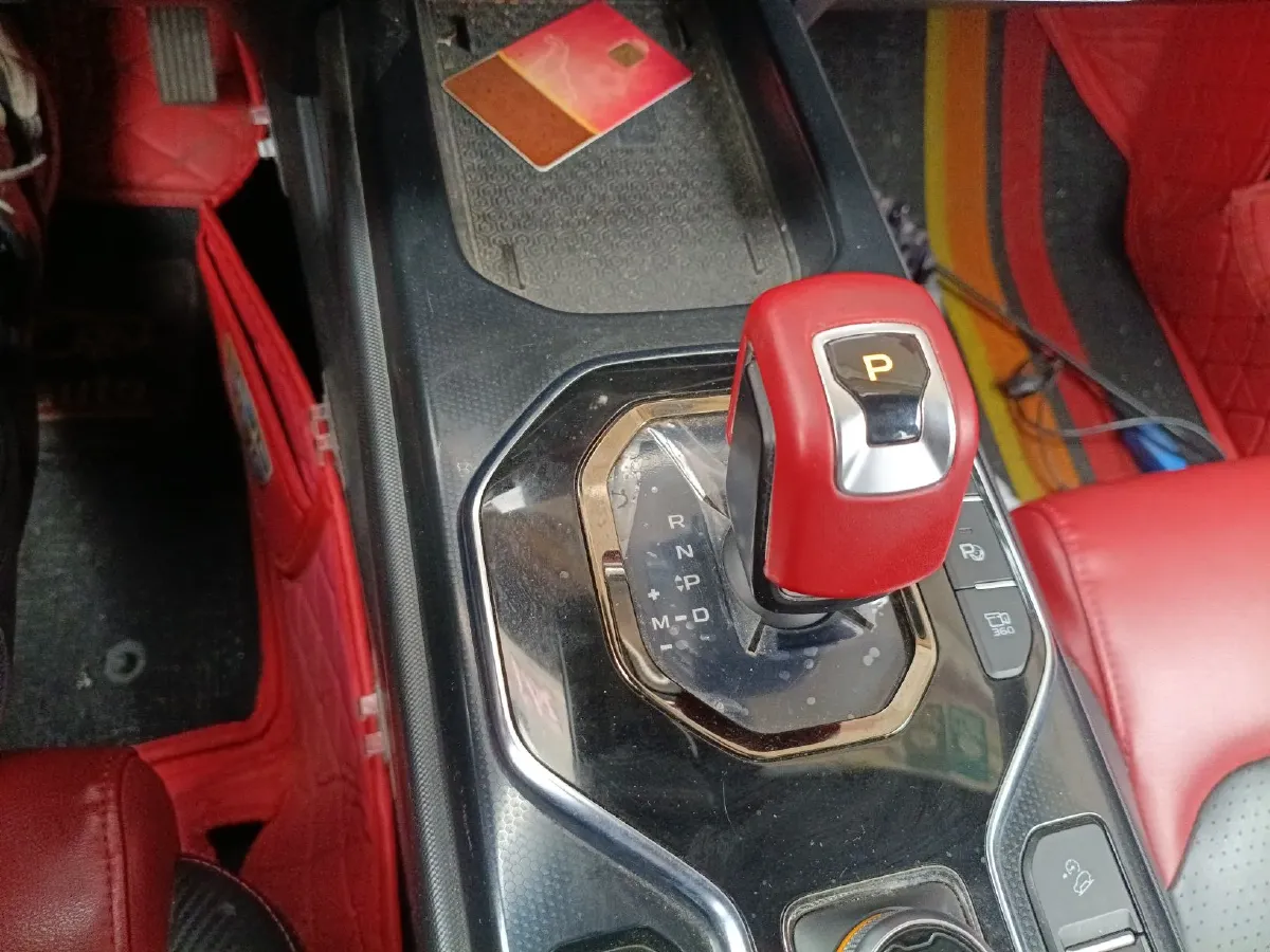 2020 Geely ICON 1.5T 177HP L3 7DCT,autocango,china used car exporter,china ev exporter,chinese used car exporter,chinese used ev exporter