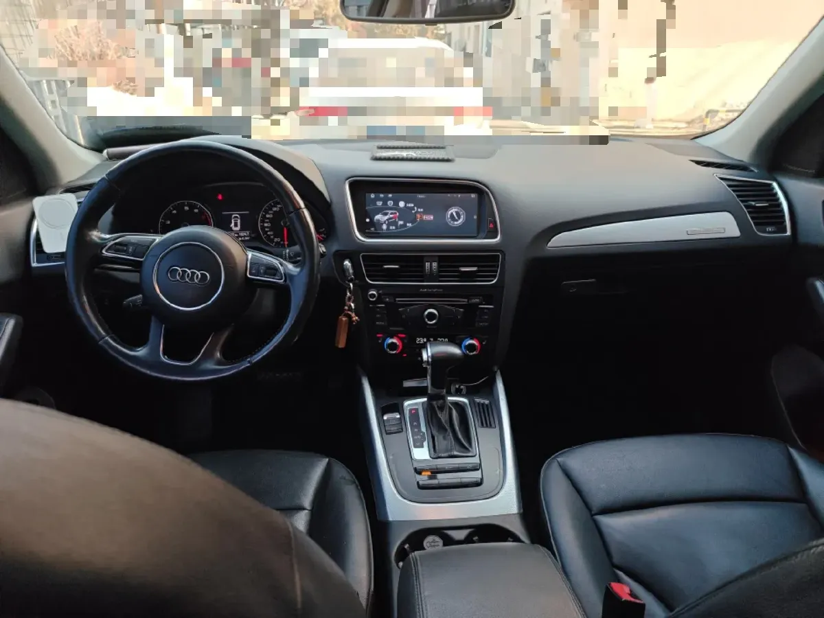 2013 Audi Q5 2.0T 211HP L4 8AT,autocango,china used car exporter,china ev exporter,chinese used car exporter,chinese used ev exporter