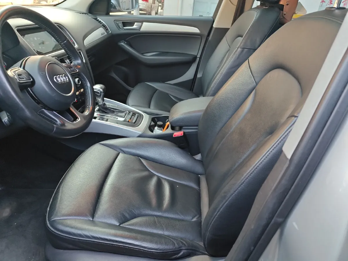 2013 Audi Q5 2.0T 211HP L4 8AT,autocango,china used car exporter,china ev exporter,chinese used car exporter,chinese used ev exporter