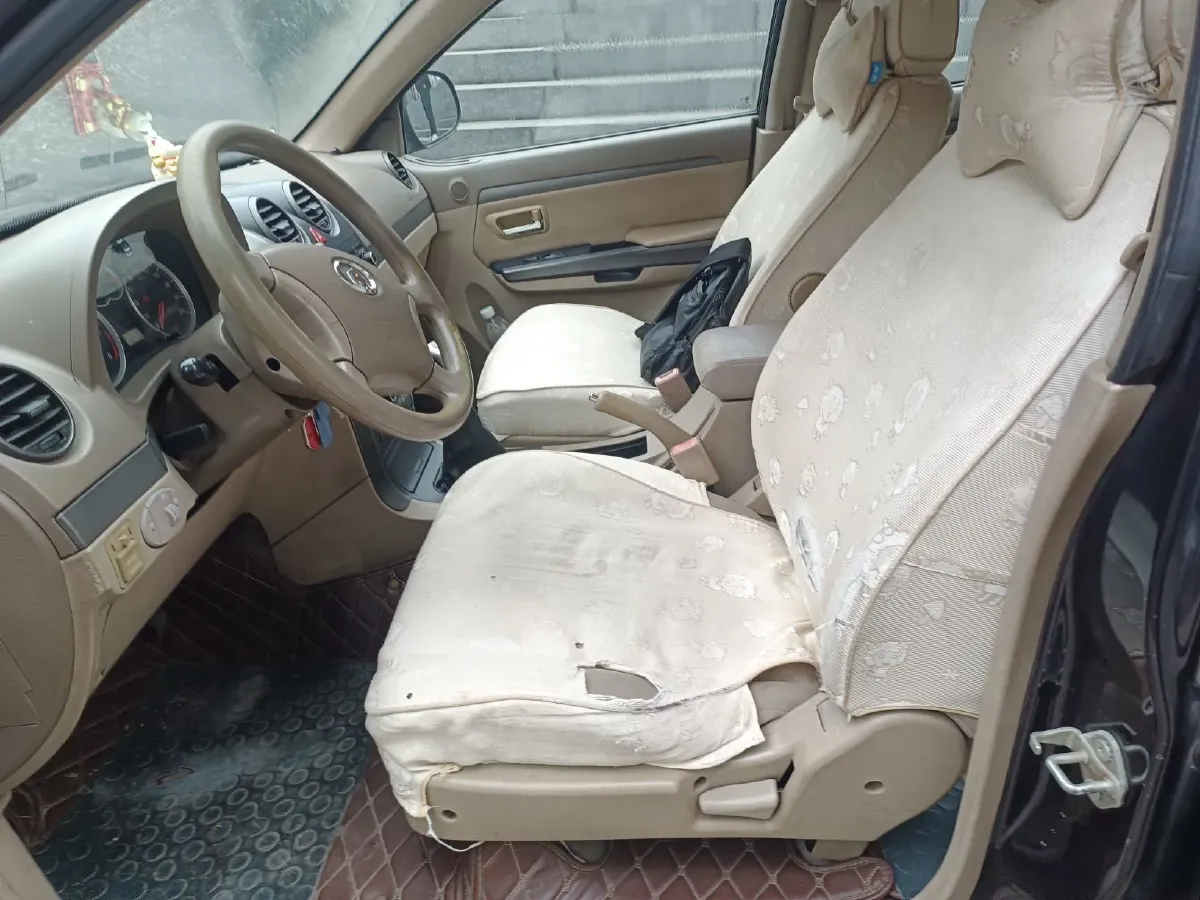 2012 Haval H3 2.5T 109HP L4 5MT,autocango,china used car exporter,china ev exporter,chinese used car exporter,chinese used ev exporter