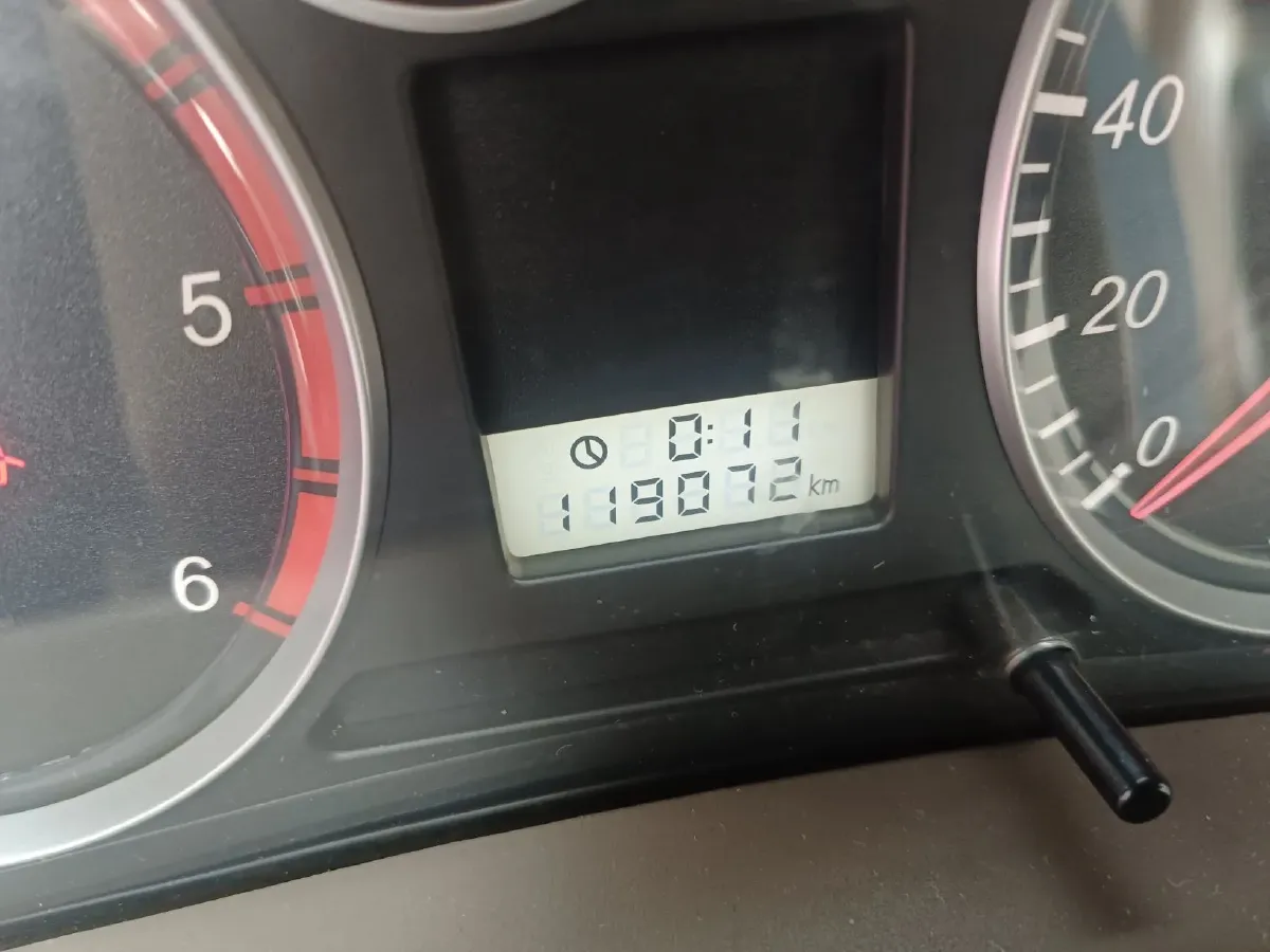 2012 Haval H3 2.5T 109HP L4 5MT,autocango,china used car exporter,china ev exporter,chinese used car exporter,chinese used ev exporter