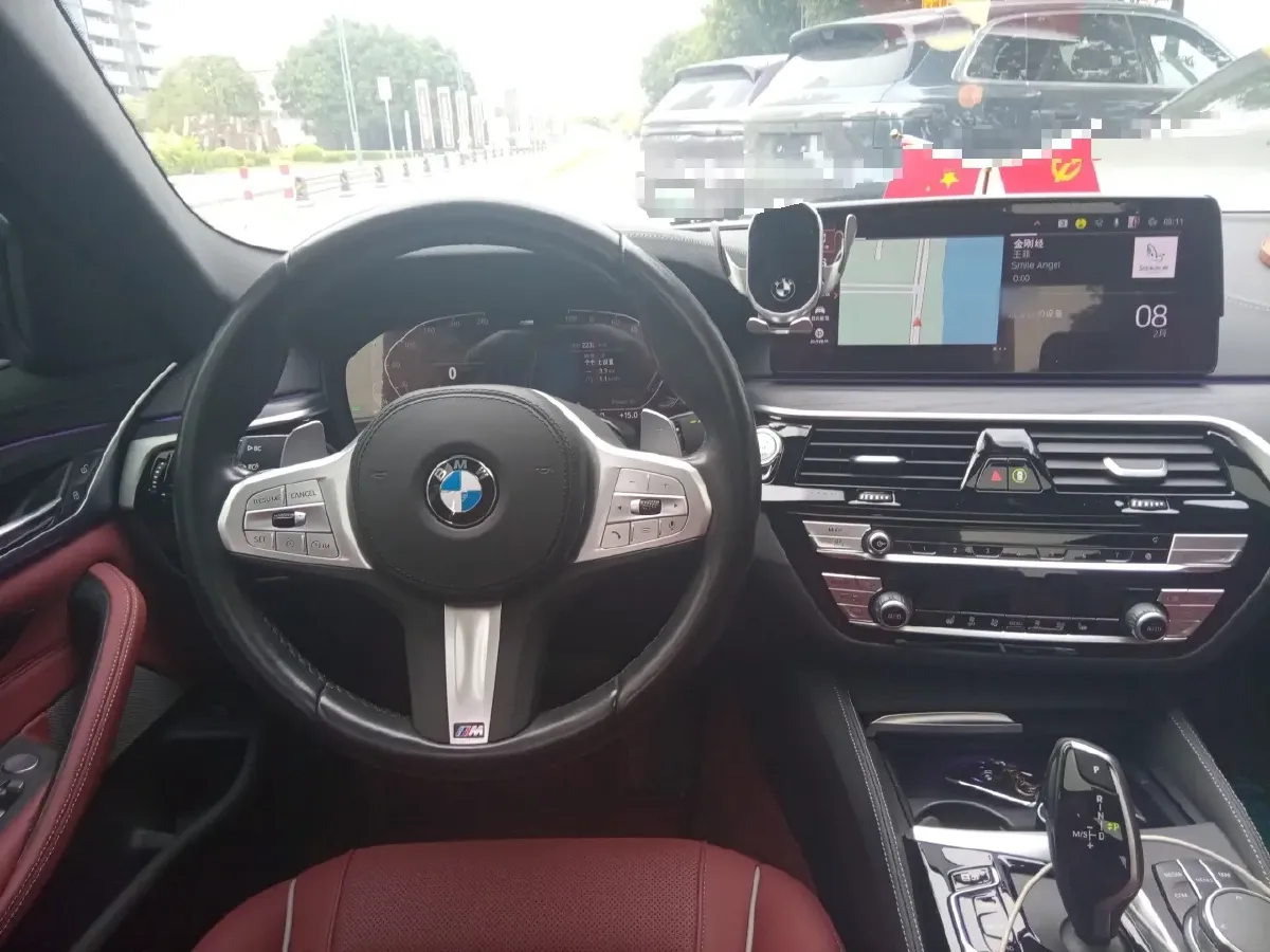 2023 BMW 5 Series 2.0T 245HP L4 8AT,autocango,china used car exporter,china ev exporter,chinese used car exporter,chinese used ev exporter