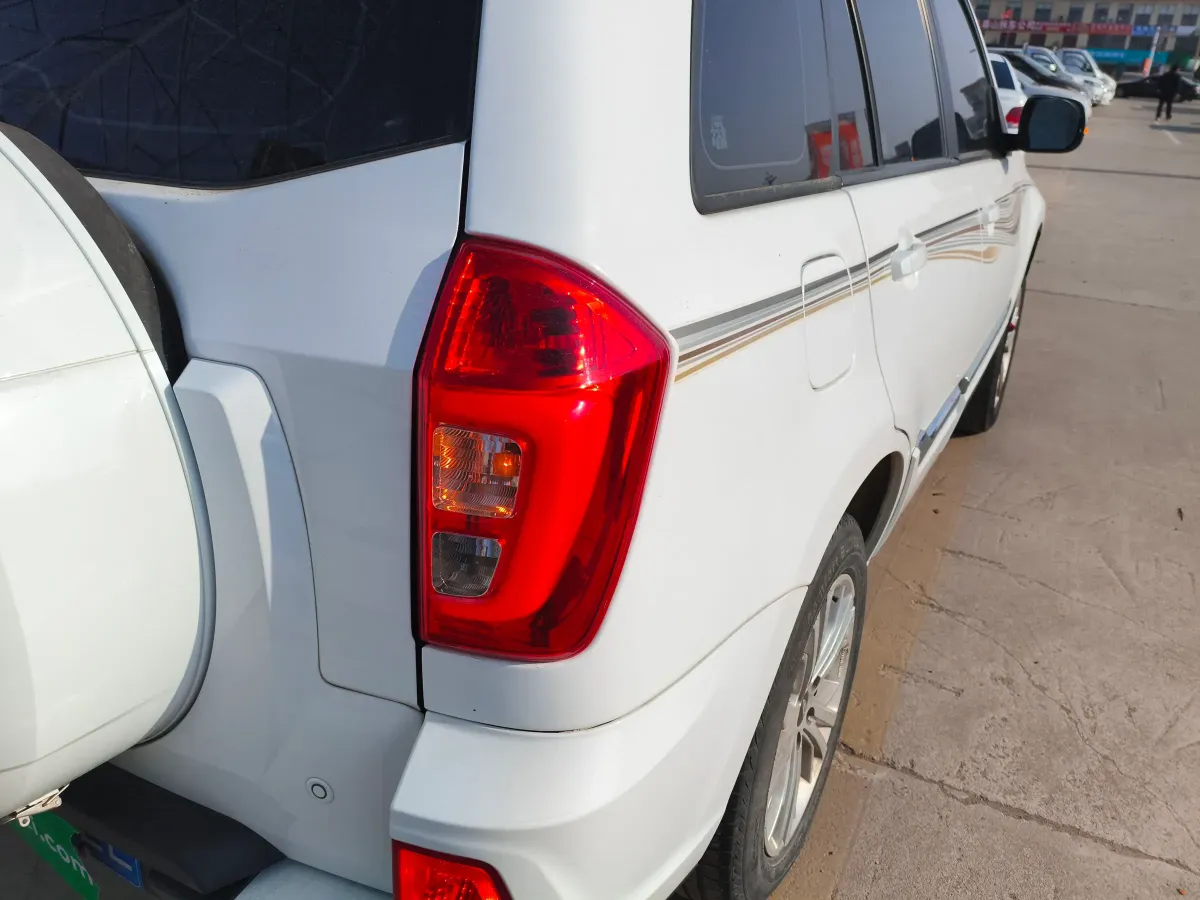 2020 Chery Tiggo 3 1.5L 116HP L4 5MT,autocango,china used car exporter,china ev exporter,chinese used car exporter,chinese used ev exporter