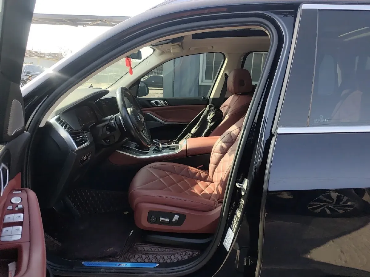 2022 BMW X5 2.0T 245HP L4 8AT,autocango,china used car exporter,china ev exporter,chinese used car exporter,chinese used ev exporter