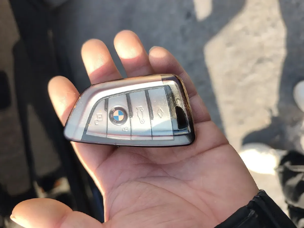 2022 BMW X5 2.0T 245HP L4 8AT,autocango,china used car exporter,china ev exporter,chinese used car exporter,chinese used ev exporter