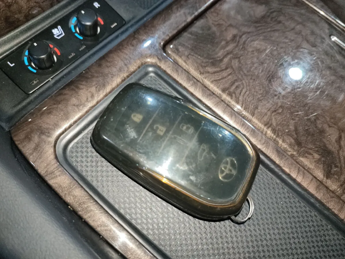 2023 Toyota Vellfire 2.5L 117HP L4 E-CVT Hybrid,autocango,china used car exporter,china ev exporter,chinese used car exporter,chinese used ev exporter