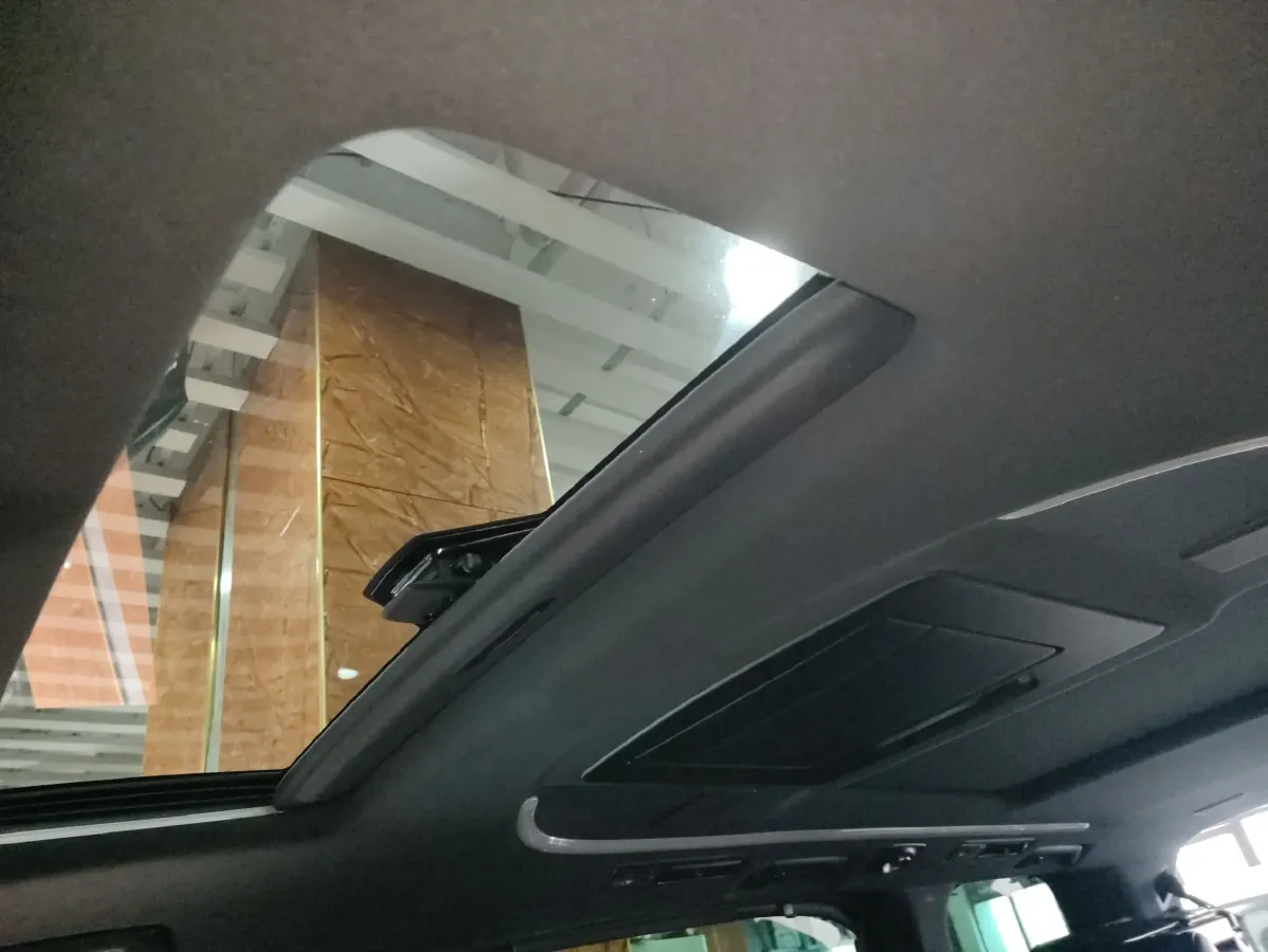 2023 Toyota Vellfire 2.5L 117HP L4 E-CVT Hybrid,autocango,china used car exporter,china ev exporter,chinese used car exporter,chinese used ev exporter