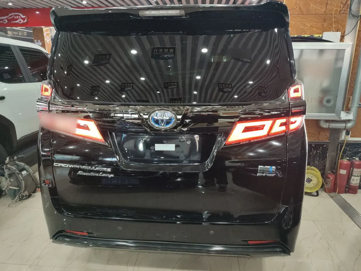 2023 Toyota Vellfire 2.5L 117HP L4 E-CVT Hybrid,autocango,china used car exporter,china ev exporter,chinese used car exporter,chinese used ev exporter