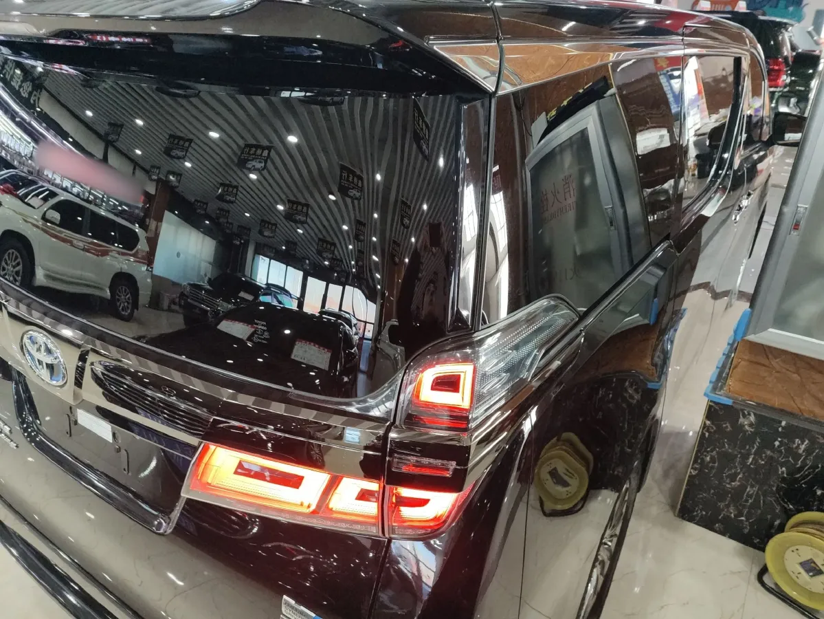 2023 Toyota Vellfire 2.5L 117HP L4 E-CVT Hybrid,autocango,china used car exporter,china ev exporter,chinese used car exporter,chinese used ev exporter