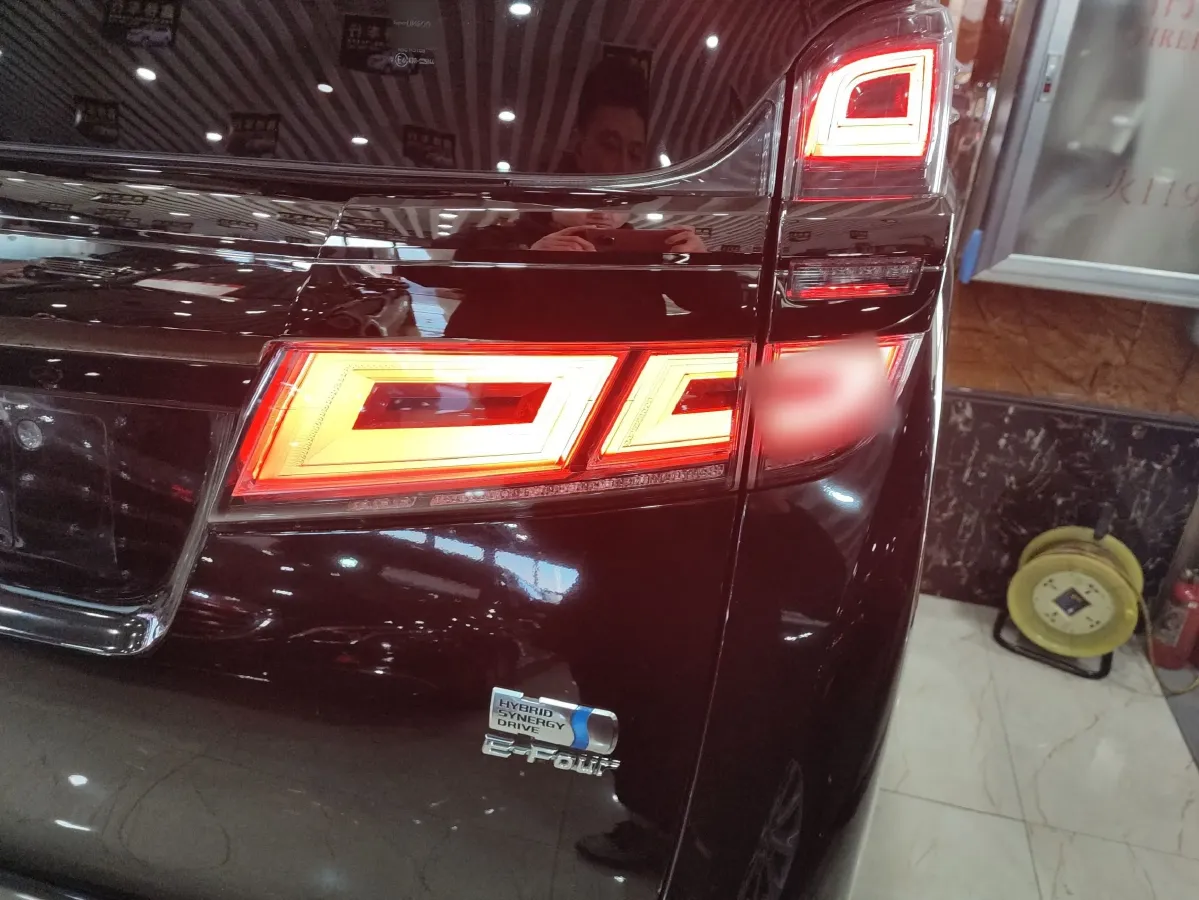 2023 Toyota Vellfire 2.5L 117HP L4 E-CVT Hybrid,autocango,china used car exporter,china ev exporter,chinese used car exporter,chinese used ev exporter