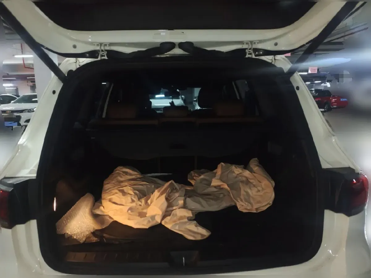 2021 Mercedes-Benz GLB Class 1.3T 163HP L4 7DCT,autocango,china used car exporter,china ev exporter,chinese used car exporter,chinese used ev exporter