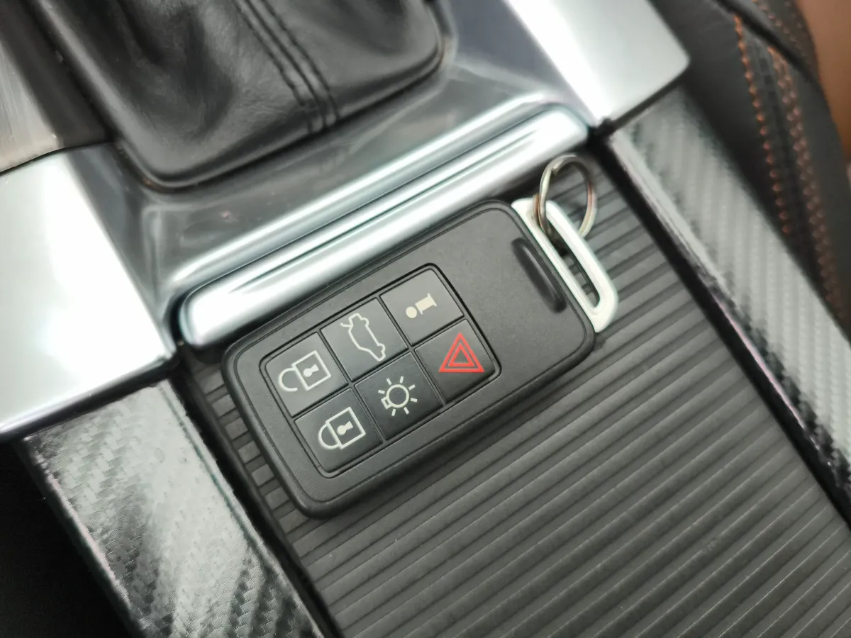 2016 Audi A6L 2.5L 204HP V6 CVT,autocango,china used car exporter,china ev exporter,chinese used car exporter,chinese used ev exporter