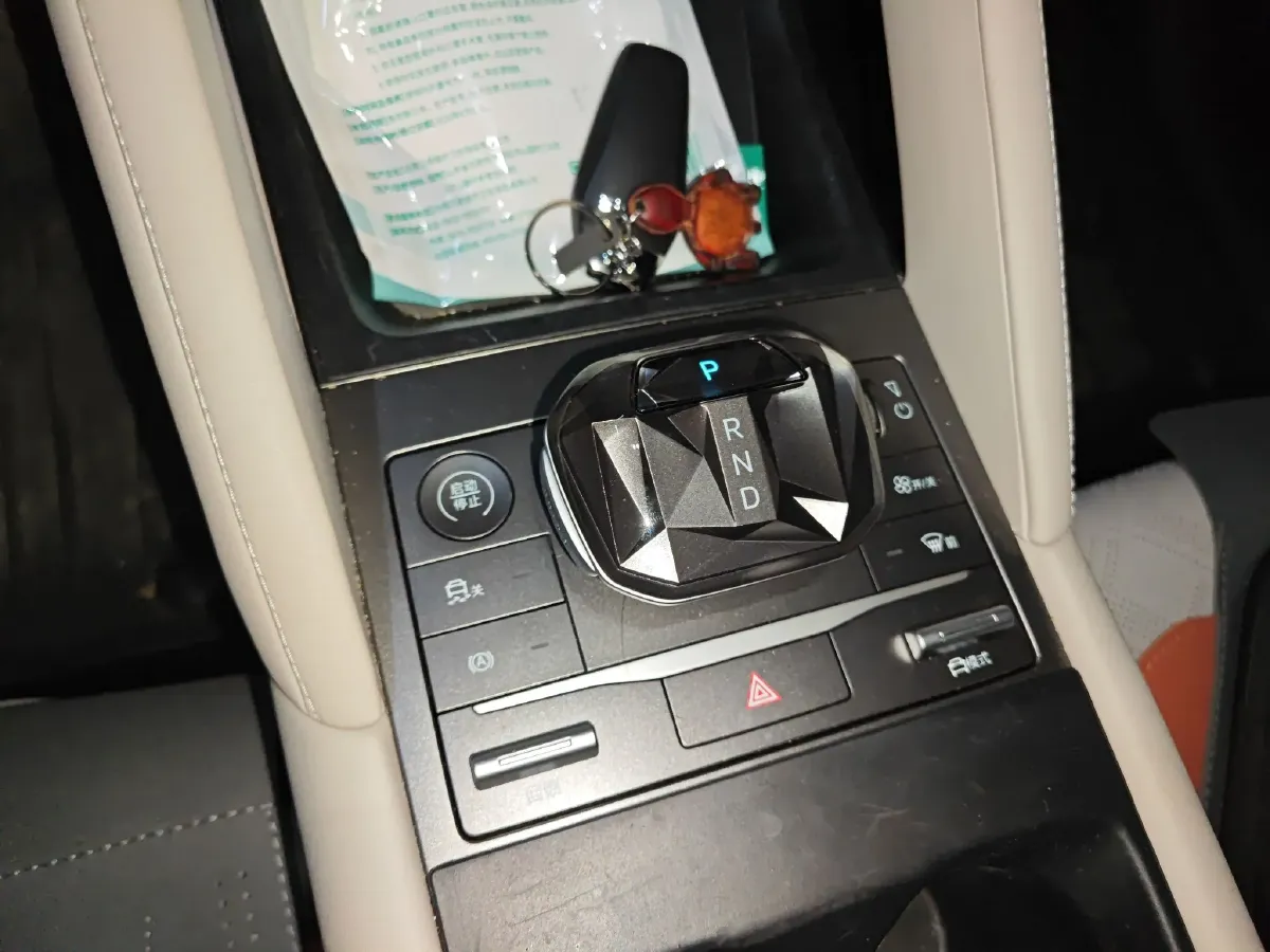 2024 BYD YuanUP BEV 45.12KWH,autocango,china used car exporter,china ev exporter,chinese used car exporter,chinese used ev exporter