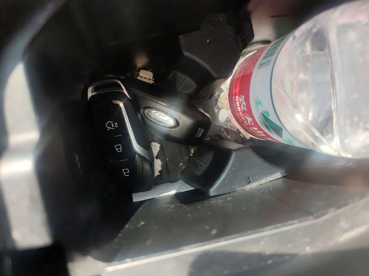 2016 Ford Edge 2.0T 245HP L4 6AT,autocango,china used car exporter,china ev exporter,chinese used car exporter,chinese used ev exporter