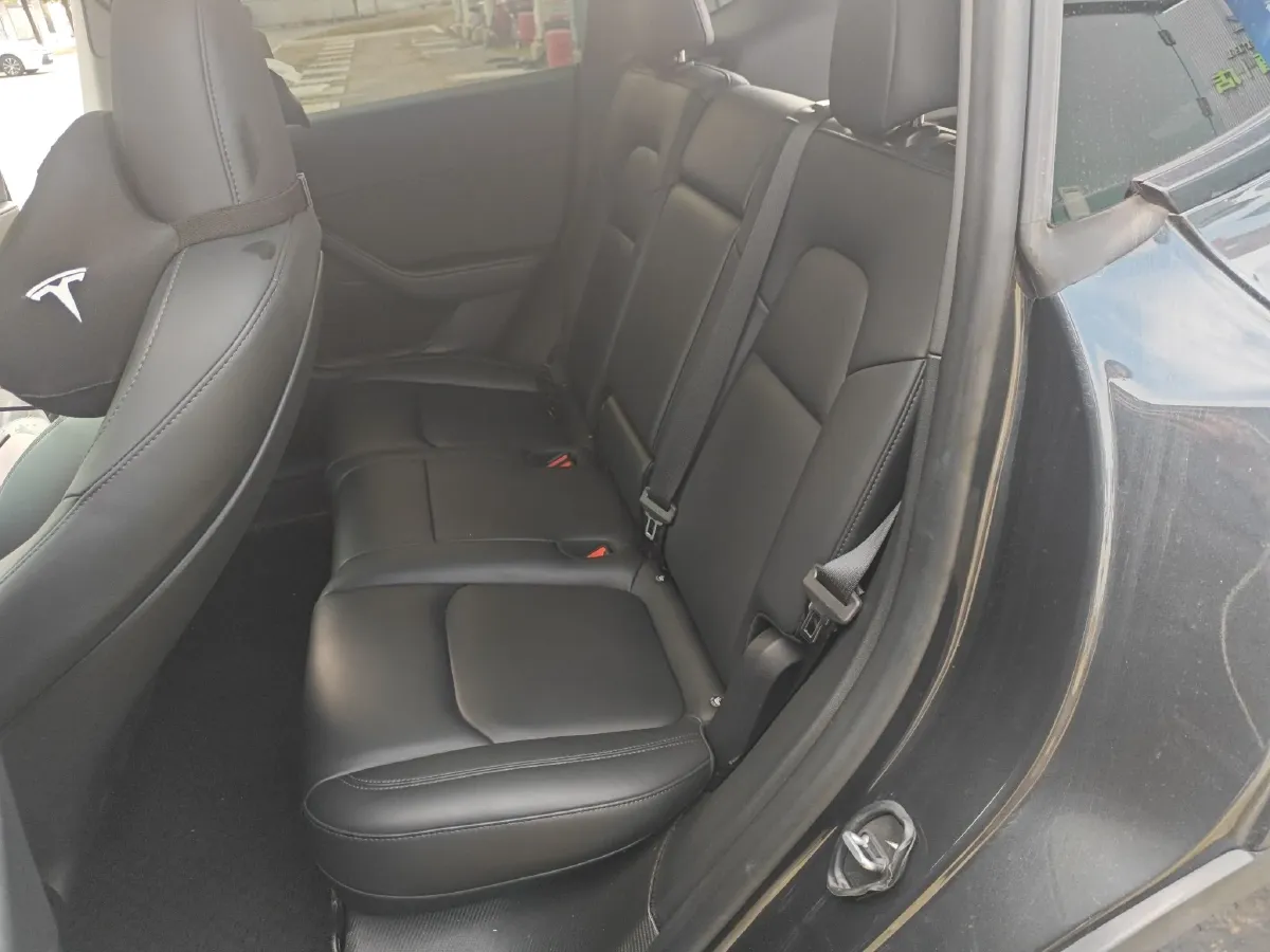 2024 Tesla Model Y BEV 60KWH,autocango,china used car exporter,china ev exporter,chinese used car exporter,chinese used ev exporter