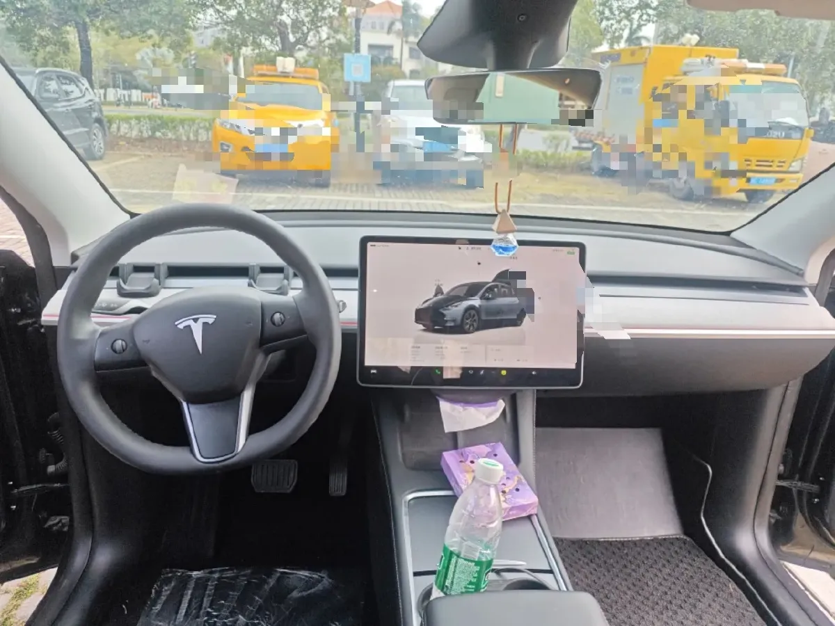 2024 Tesla Model Y BEV 60KWH,autocango,china used car exporter,china ev exporter,chinese used car exporter,chinese used ev exporter