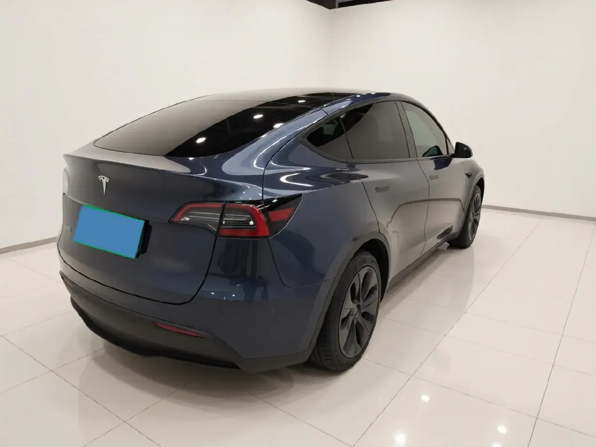 2024 Tesla Model Y BEV 60KWH,autocango,china used car exporter,china ev exporter,chinese used car exporter,chinese used ev exporter