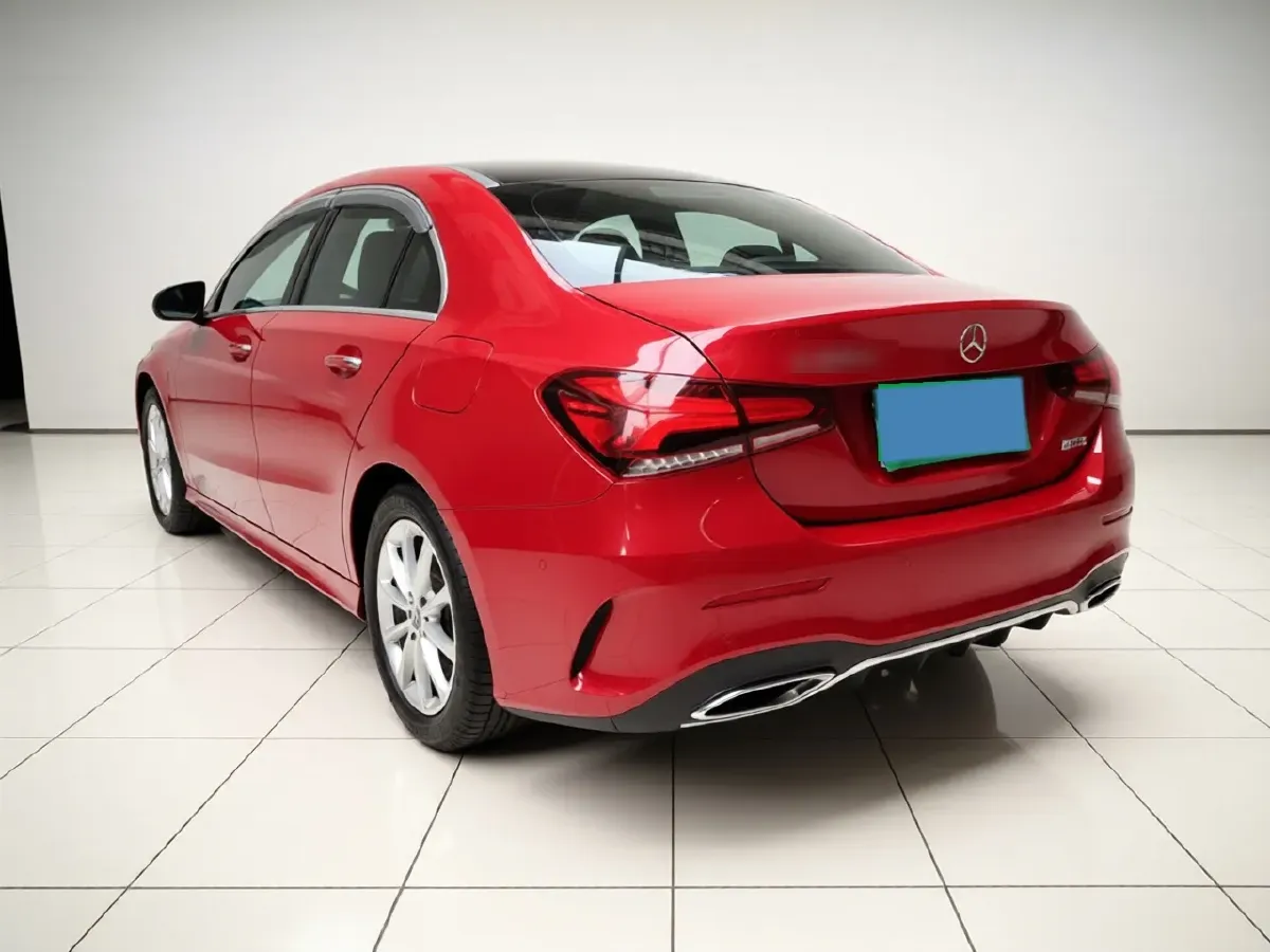 2020 Mercedes-Benz A Class 1.3T 163HP L4 7DCT,autocango,china used car exporter,china ev exporter,chinese used car exporter,chinese used ev exporter