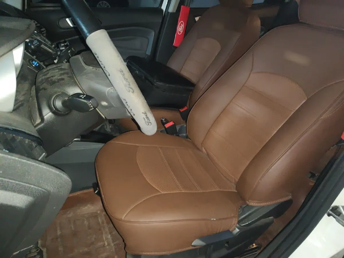 2013 Ford EcoSport 1.5L 110HP L4 5MT,autocango,china used car exporter,china ev exporter,chinese used car exporter,chinese used ev exporter