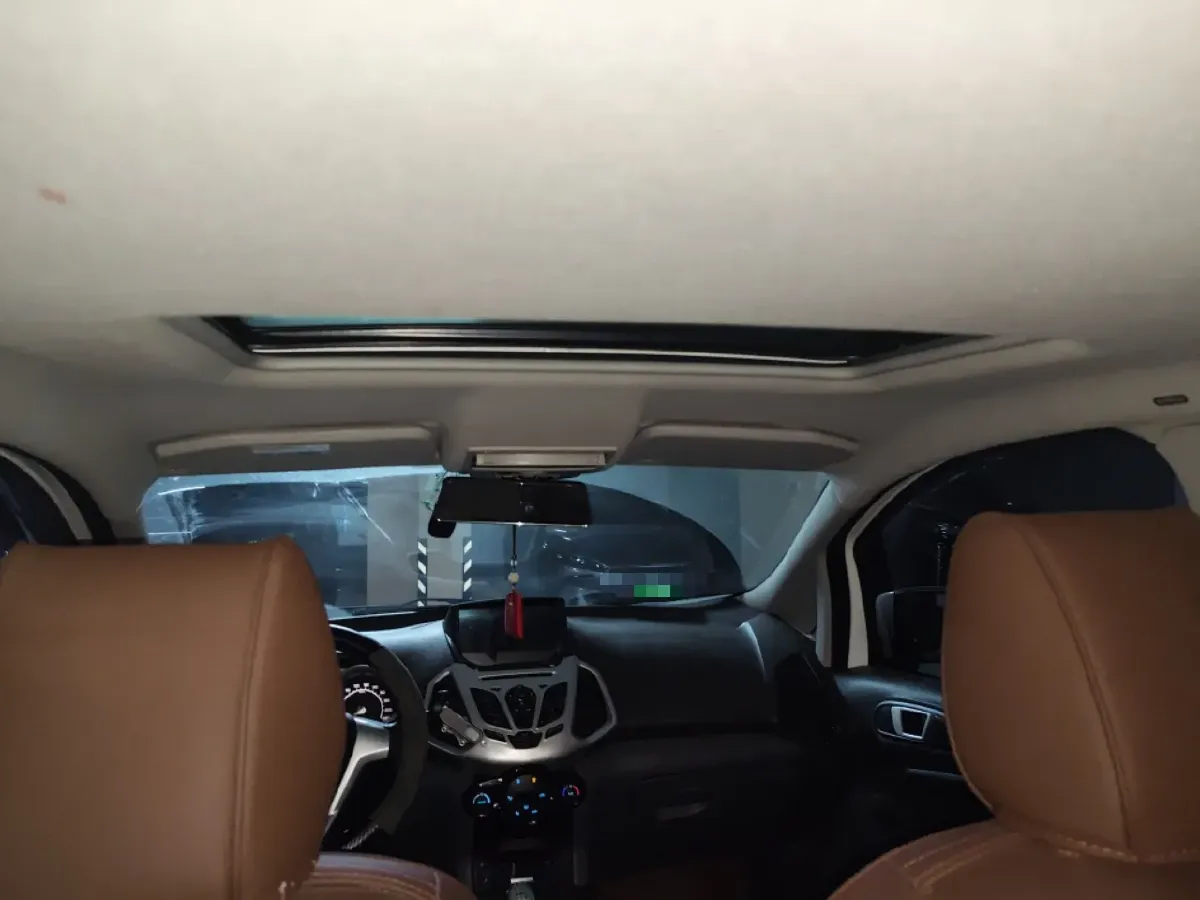 2013 Ford EcoSport 1.5L 110HP L4 5MT,autocango,china used car exporter,china ev exporter,chinese used car exporter,chinese used ev exporter