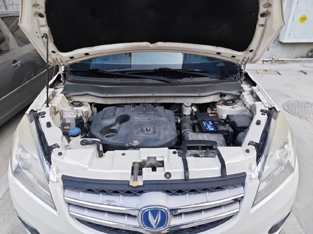 2014 ChangAn CS35 1.6L 125HP L4 4AT,autocango,china used car exporter,china ev exporter,chinese used car exporter,chinese used ev exporter