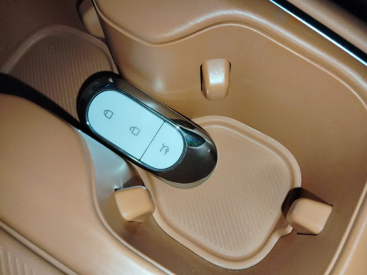 2026 Leapmotor C10 1.5L 95HP L4 REEV,autocango,china used car exporter,china ev exporter,chinese used car exporter,chinese used ev exporter