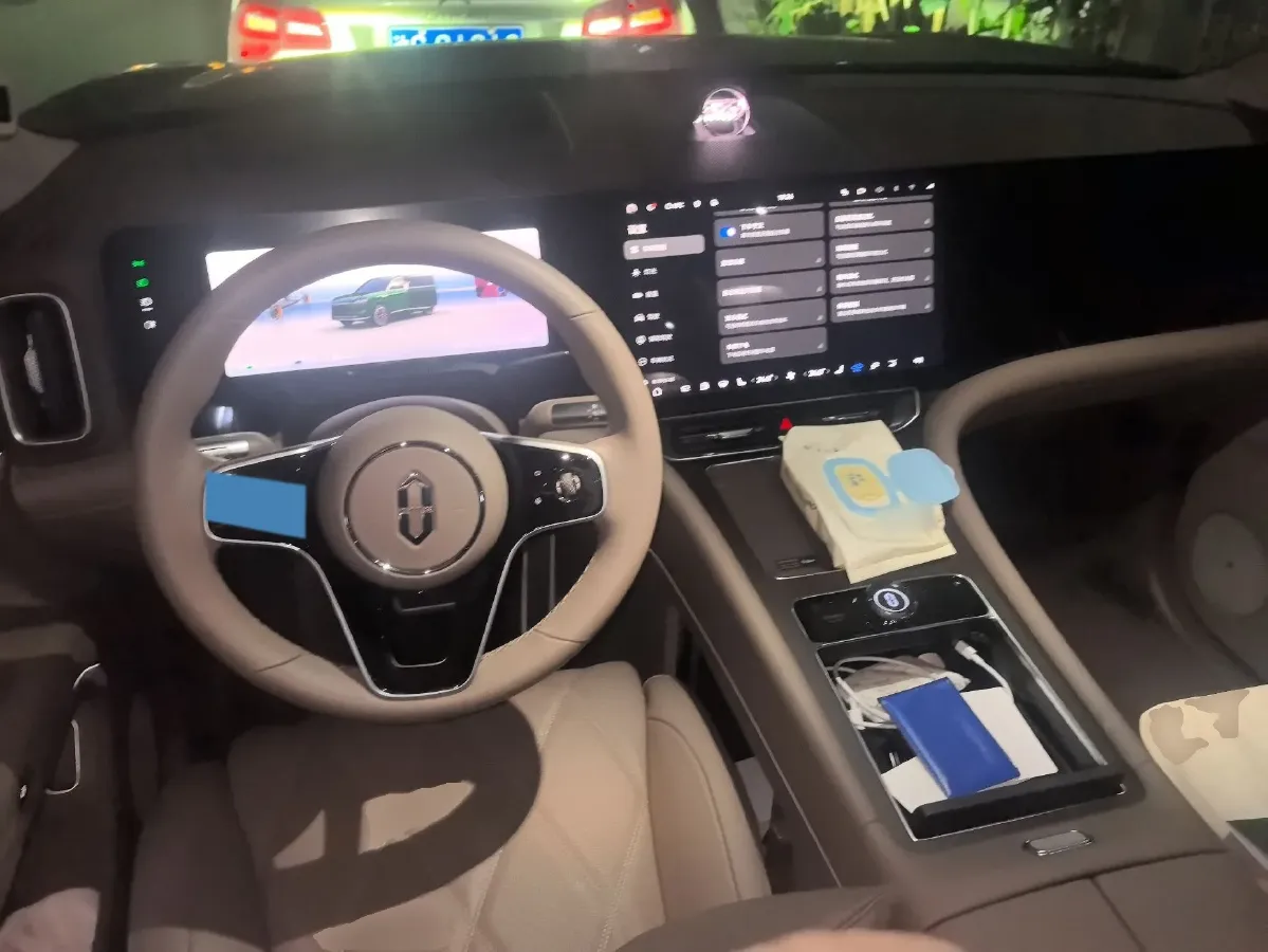 2025 AITO AITO M9 REEV 160HP REEV 52KWH,autocango,china used car exporter,china ev exporter,chinese used car exporter,chinese used ev exporter