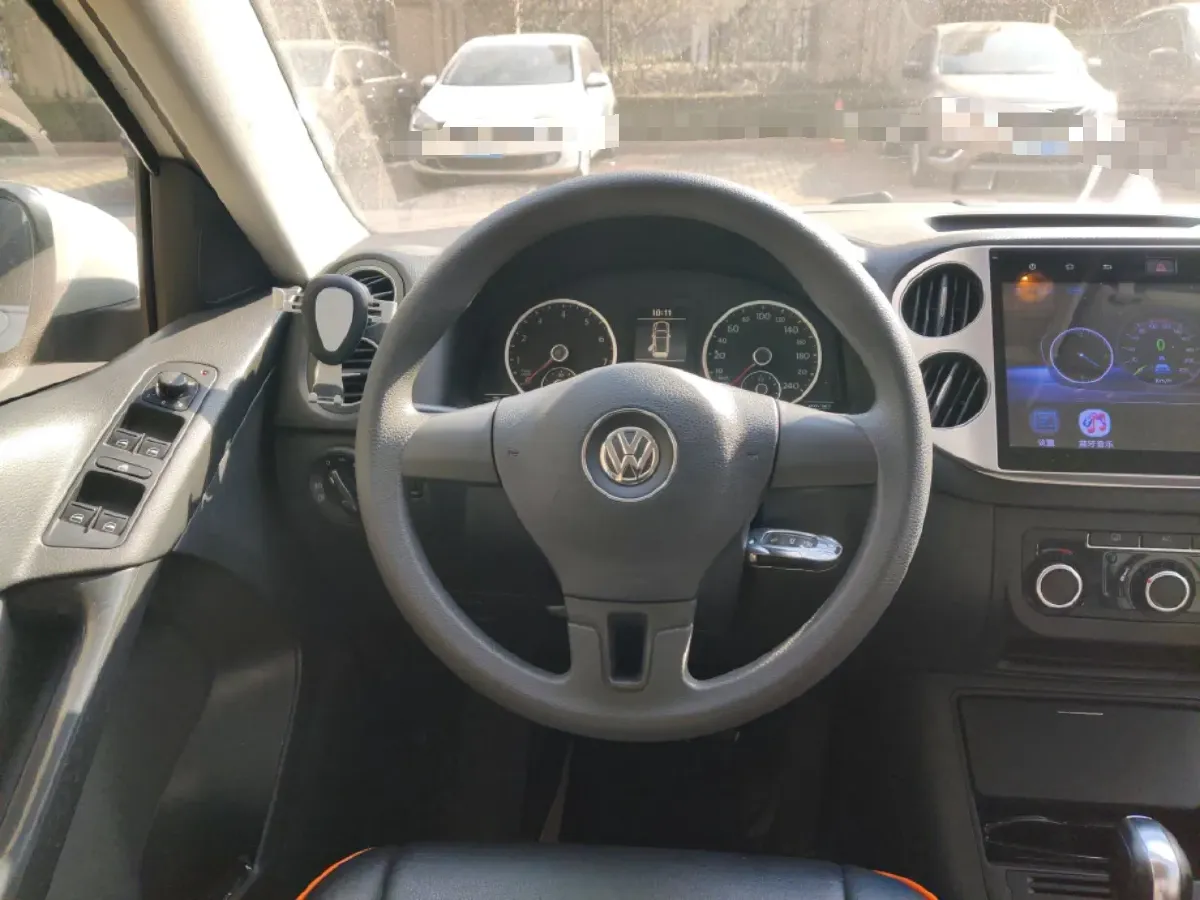 2012 Volkswagen Tiguan 1.8T 160HP L4 6AT,autocango,china used car exporter,china ev exporter,chinese used car exporter,chinese used ev exporter