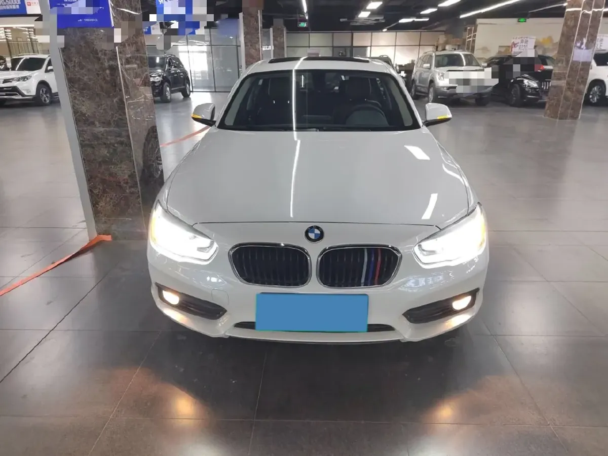 2016 BMW 1 Series 2.0T 184HP L4 8AT,autocango,china used car exporter,china ev exporter,chinese used car exporter,chinese used ev exporter
