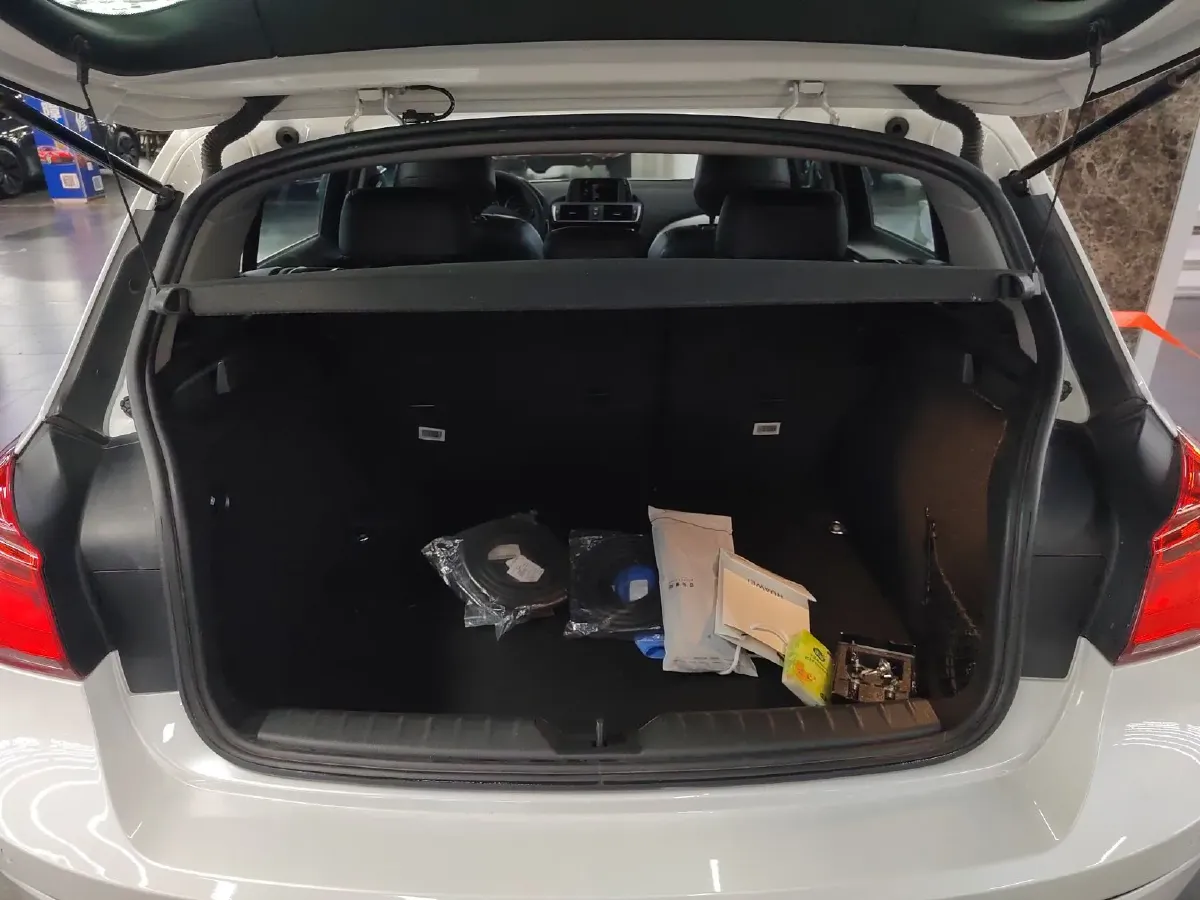 2016 BMW 1 Series 2.0T 184HP L4 8AT,autocango,china used car exporter,china ev exporter,chinese used car exporter,chinese used ev exporter