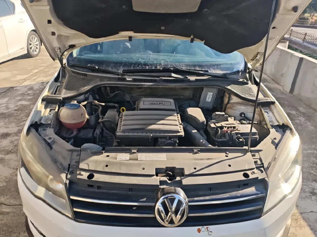 2013 Volkswagen Jetta 1.4L 90HP L4 5MT,autocango,china used car exporter,china ev exporter,chinese used car exporter,chinese used ev exporter