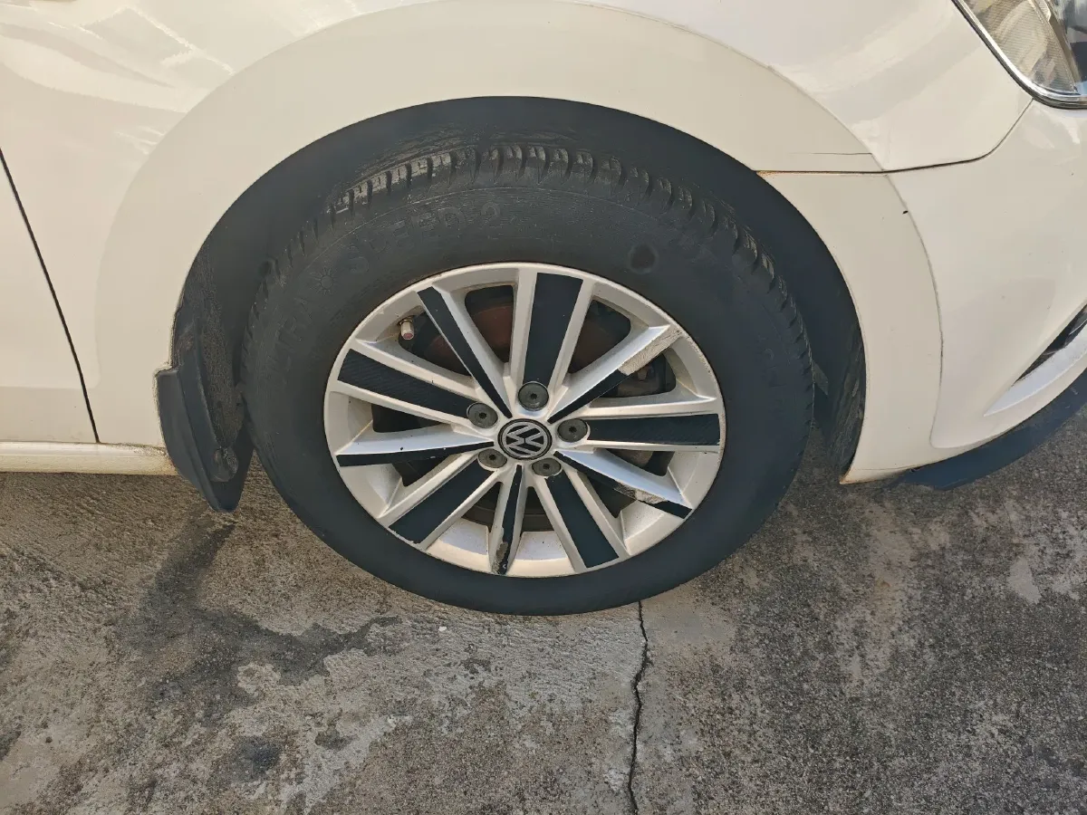 2013 Volkswagen Jetta 1.4L 90HP L4 5MT,autocango,china used car exporter,china ev exporter,chinese used car exporter,chinese used ev exporter