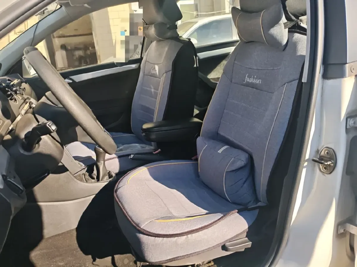 2013 Volkswagen Jetta 1.4L 90HP L4 5MT,autocango,china used car exporter,china ev exporter,chinese used car exporter,chinese used ev exporter