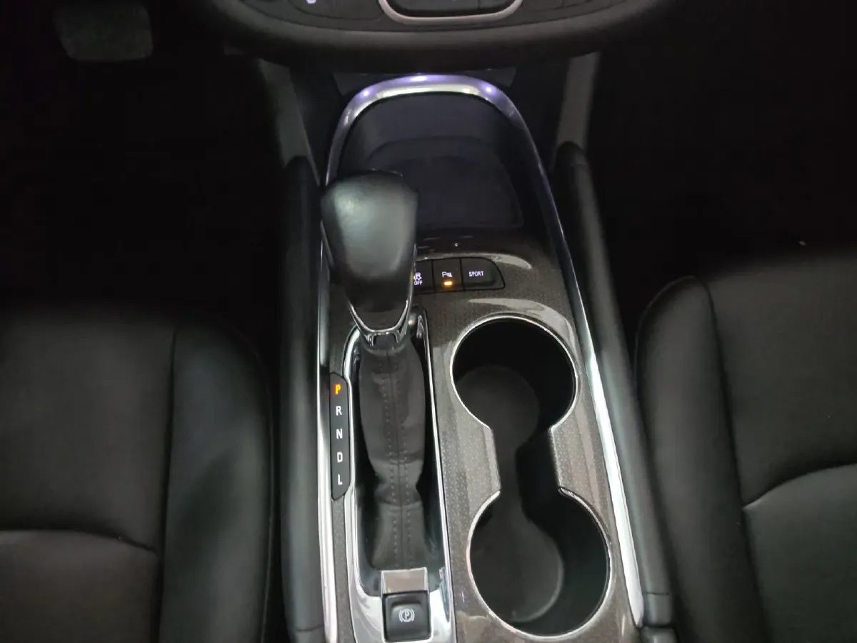 2021 Chevrolet Malibu XL 1.5T 169HP L4 9AT,autocango,china used car exporter,china ev exporter,chinese used car exporter,chinese used ev exporter