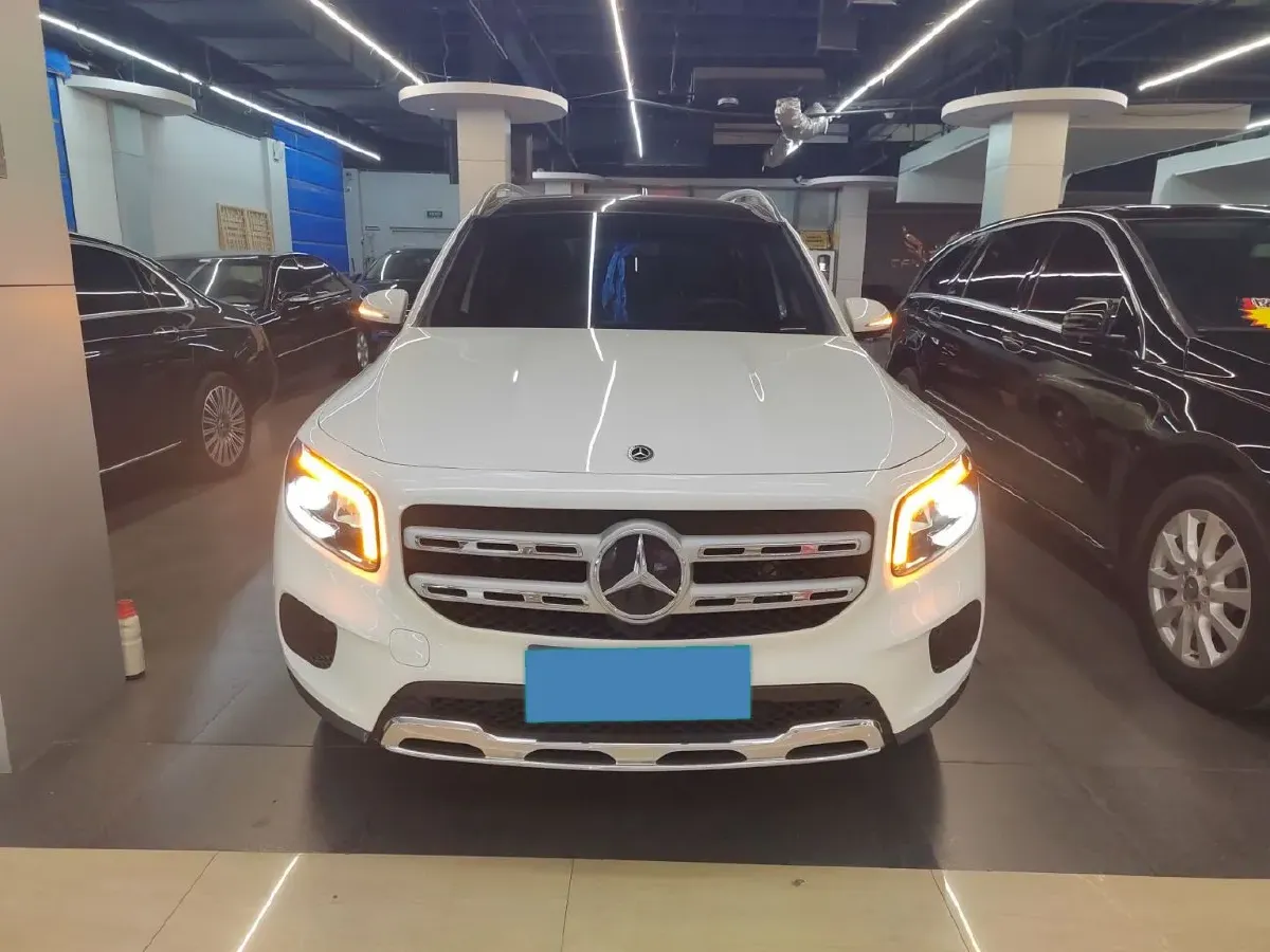 2020 Mercedes-Benz GLB Class 1.3T 163HP L4 7DCT,autocango,china used car exporter,china ev exporter,chinese used car exporter,chinese used ev exporter