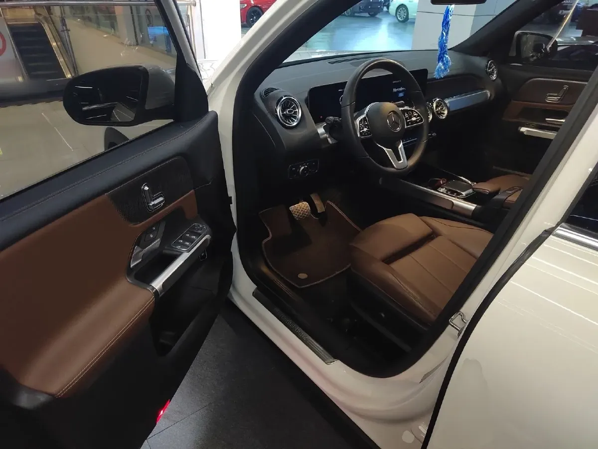 2020 Mercedes-Benz GLB Class 1.3T 163HP L4 7DCT,autocango,china used car exporter,china ev exporter,chinese used car exporter,chinese used ev exporter