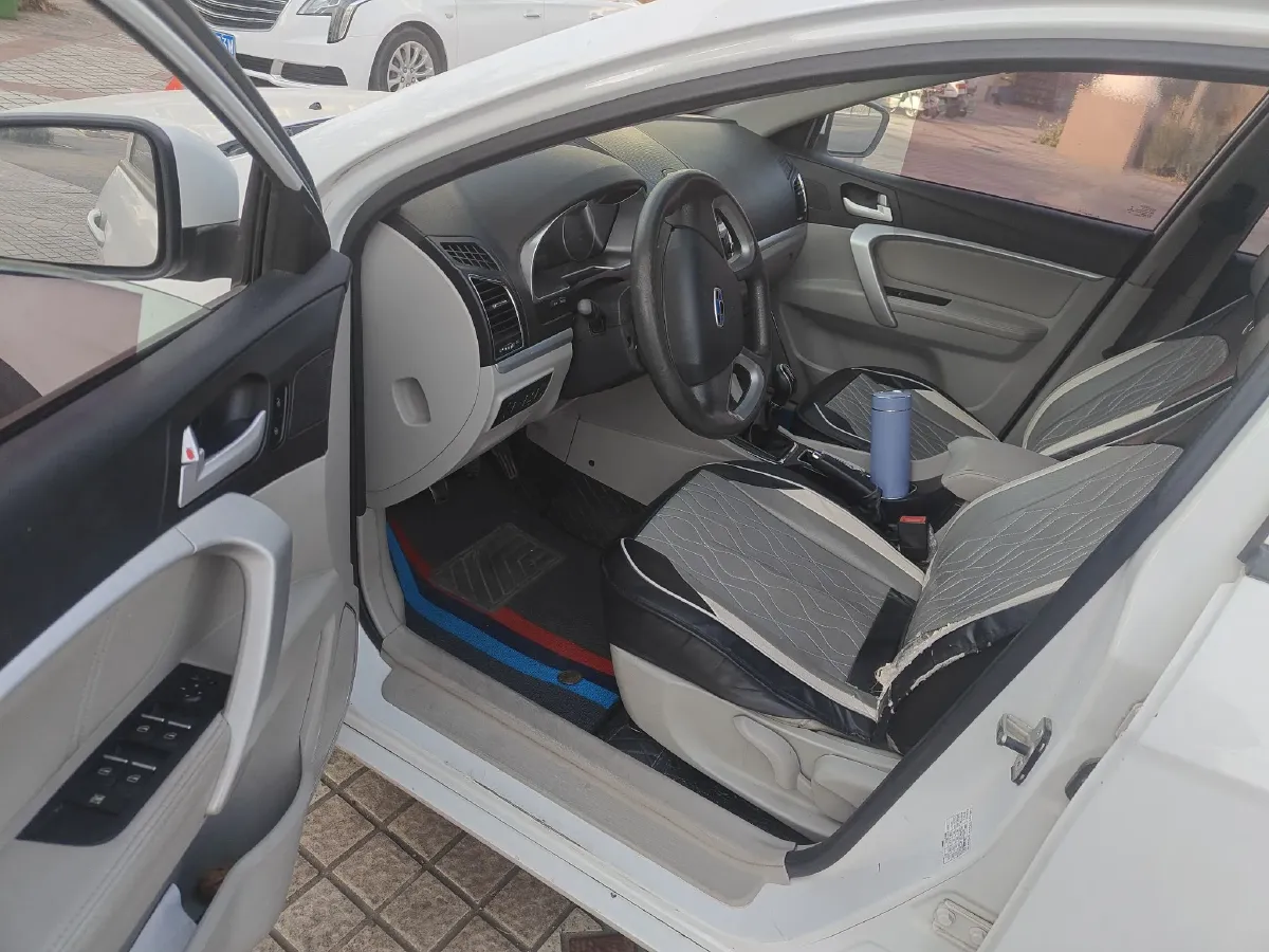 2016 Geely Emgrand 1.5L 109HP L4 5MT,autocango,china used car exporter,china ev exporter,chinese used car exporter,chinese used ev exporter