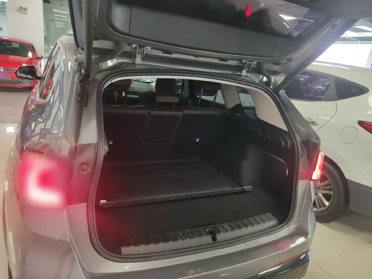 2023 BMW iX1 BEV 66.45KWH,autocango,china used car exporter,china ev exporter,chinese used car exporter,chinese used ev exporter