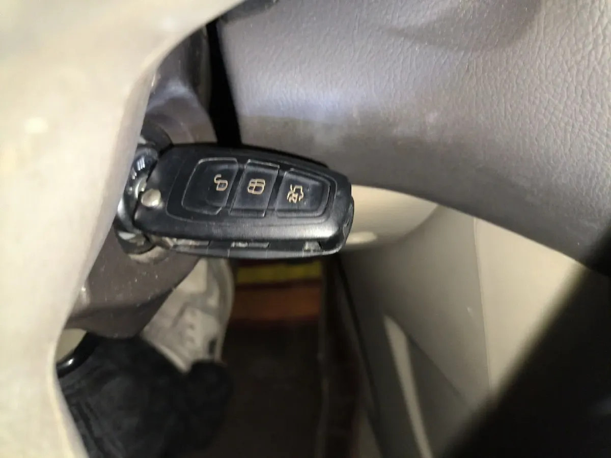 2012 Ford Focus 1.6L 125HP L4 6DCT,autocango,china used car exporter,china ev exporter,chinese used car exporter,chinese used ev exporter