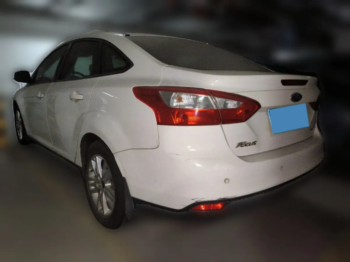 2012 Ford Focus 1.6L 125HP L4 6DCT,autocango,china used car exporter,china ev exporter,chinese used car exporter,chinese used ev exporter