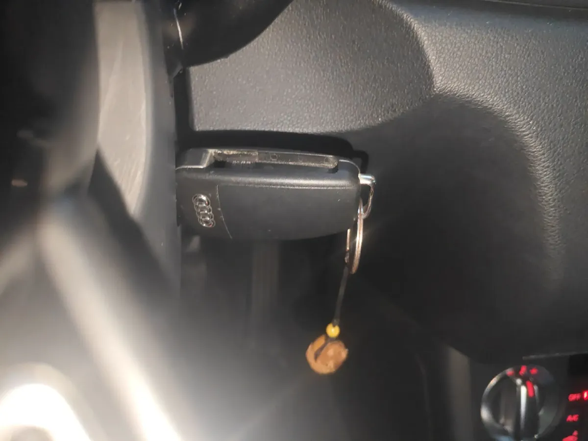 2015 Audi Q3 2.0T 170HP L4 7DCT,autocango,china used car exporter,china ev exporter,chinese used car exporter,chinese used ev exporter