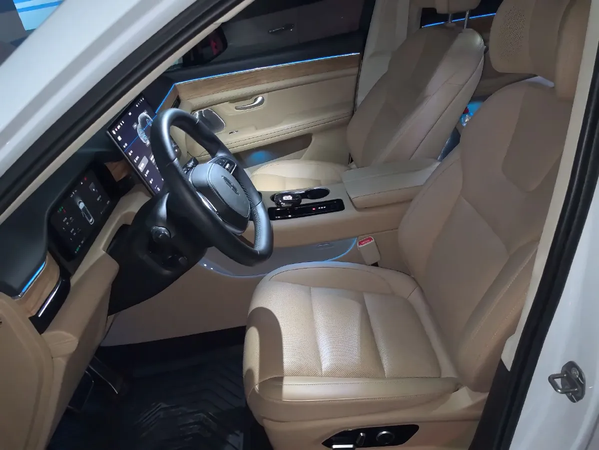 2023 HIMA AITO M5 BEV 80KWH,autocango,china used car exporter,china ev exporter,chinese used car exporter,chinese used ev exporter