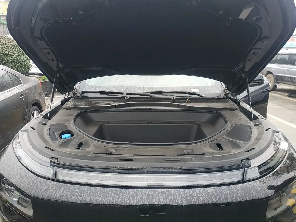 2025 Xpeng G9 BEV 79KWH,autocango,china used car exporter,china ev exporter,chinese used car exporter,chinese used ev exporter