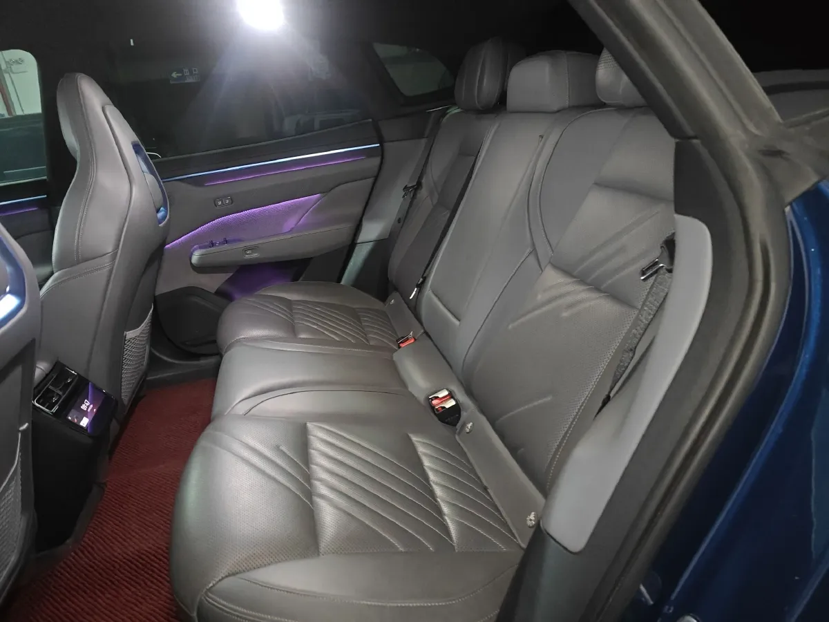 2024 Zeekr 001 BEV 100KWH,autocango,china used car exporter,china ev exporter,chinese used car exporter,chinese used ev exporter