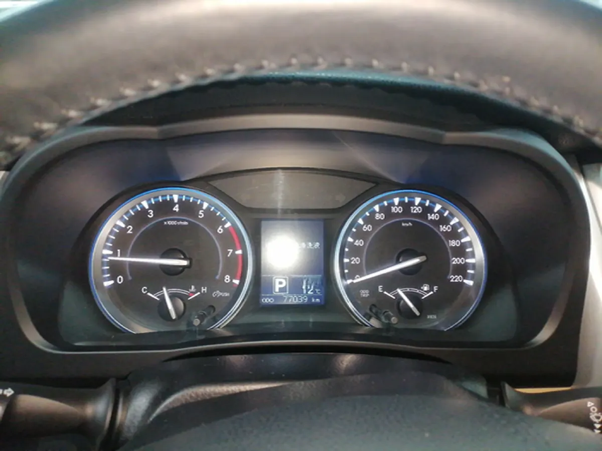 2015 Toyota Highlander 2.0T 220HP L4 6AT,autocango,china used car exporter,china ev exporter,chinese used car exporter,chinese used ev exporter