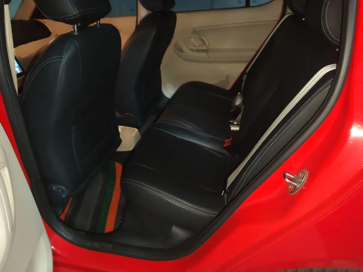 2012 Skoda Fabia 1.4L 86HP L4 6AT,autocango,china used car exporter,china ev exporter,chinese used car exporter,chinese used ev exporter