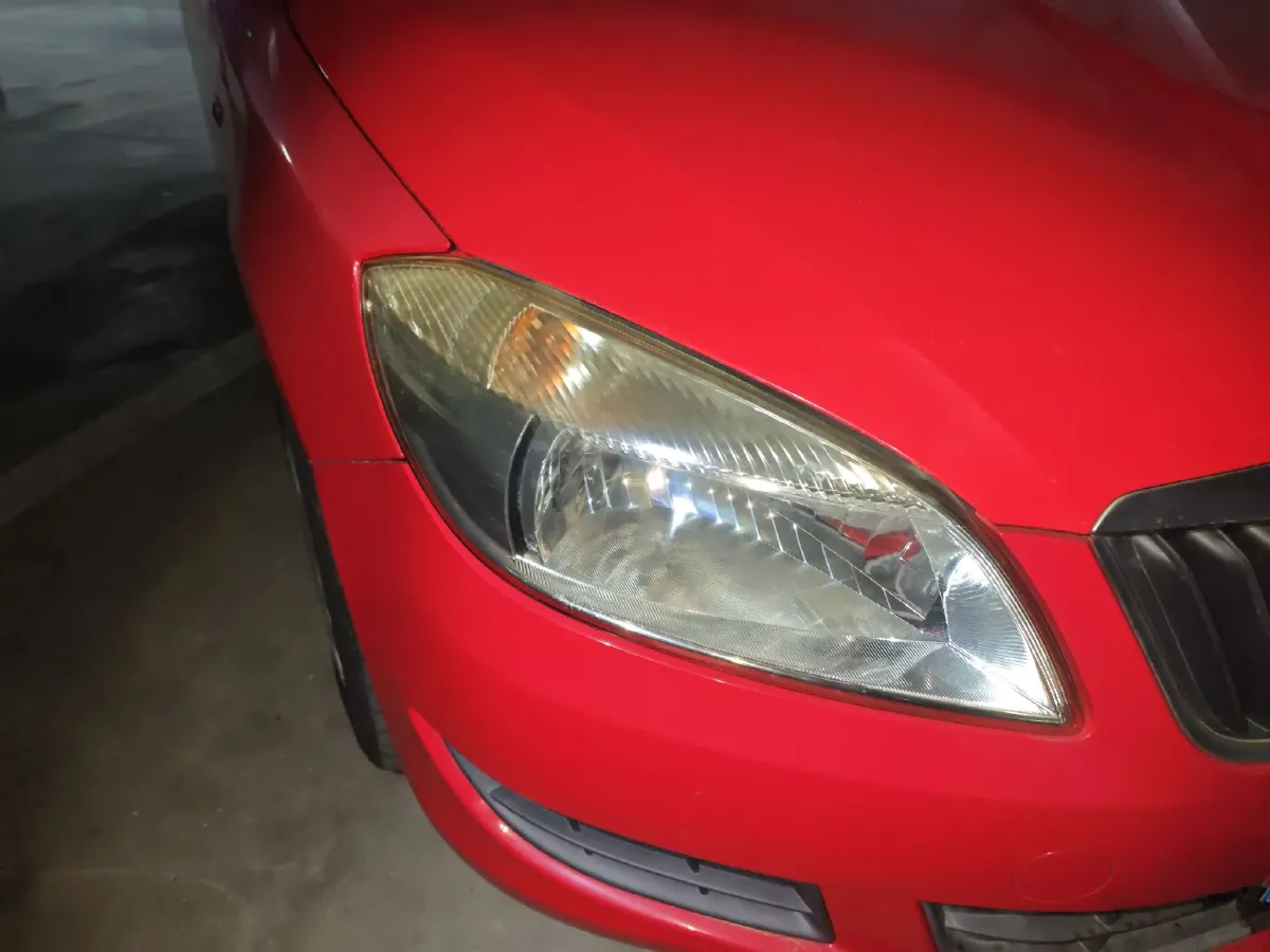 2012 Skoda Fabia 1.4L 86HP L4 6AT,autocango,china used car exporter,china ev exporter,chinese used car exporter,chinese used ev exporter