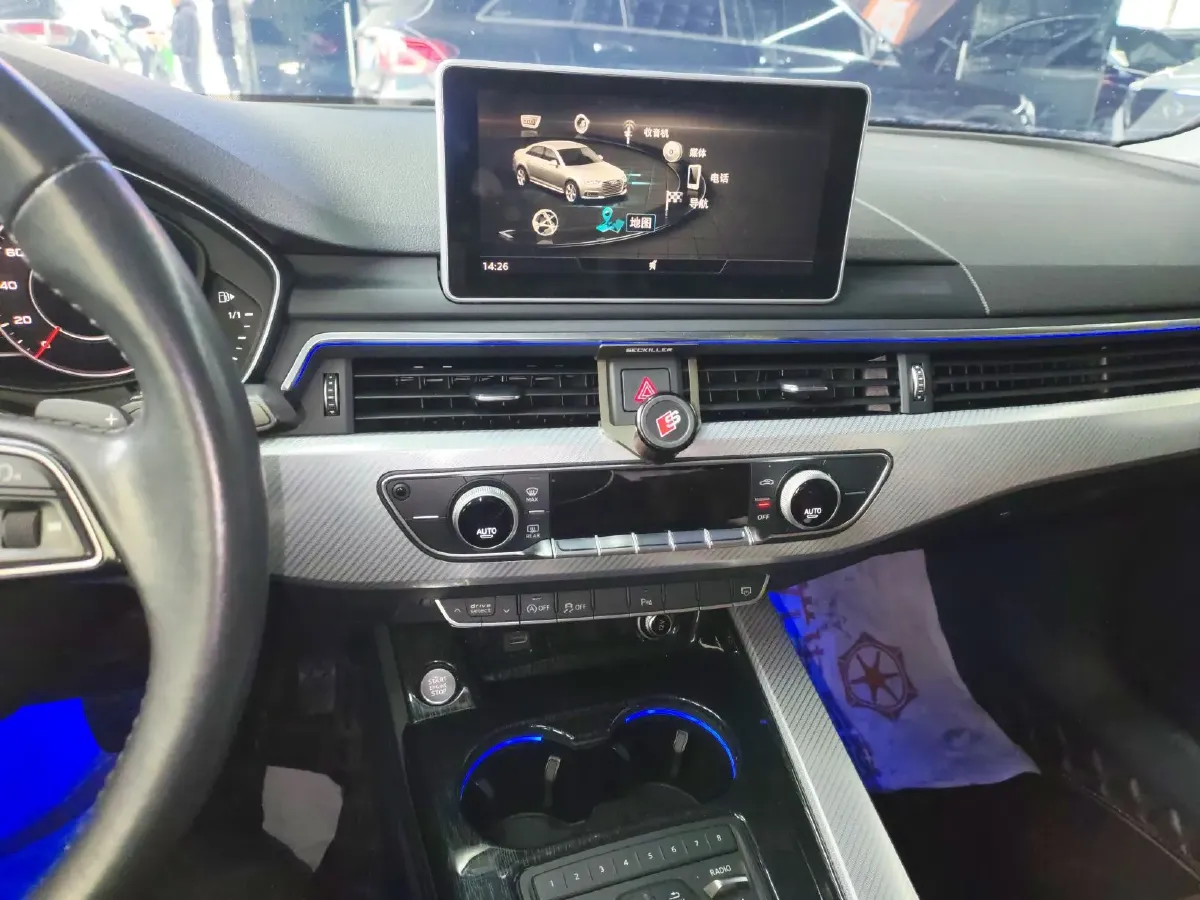 2018 Audi A4L 2.0T 190HP L4 7DCT,autocango,china used car exporter,china ev exporter,chinese used car exporter,chinese used ev exporter