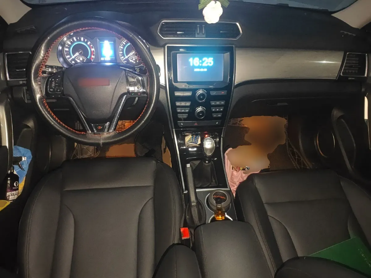 2014 Haval H2 1.5T 150HP L4 6MT,autocango,china used car exporter,china ev exporter,chinese used car exporter,chinese used ev exporter